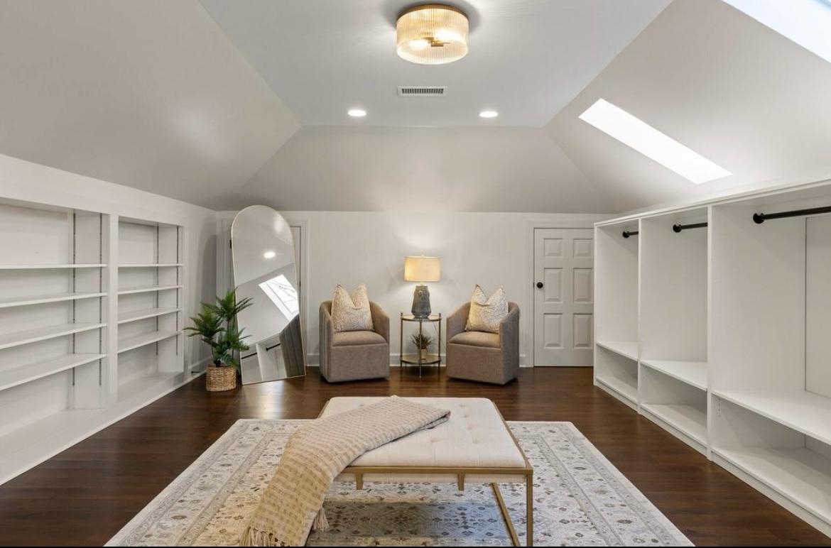 Custom Closets